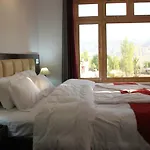 Kangsing Hotel Leh